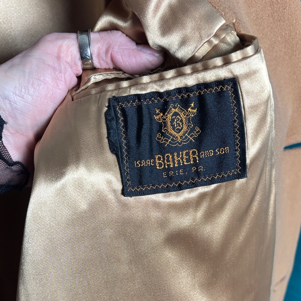 Di silver Men's Tan Overcoat - Picture 2 of 13